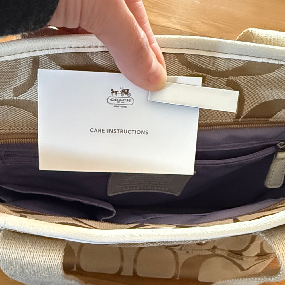 Coach Beige Tote Bag - Picture 10 of 16